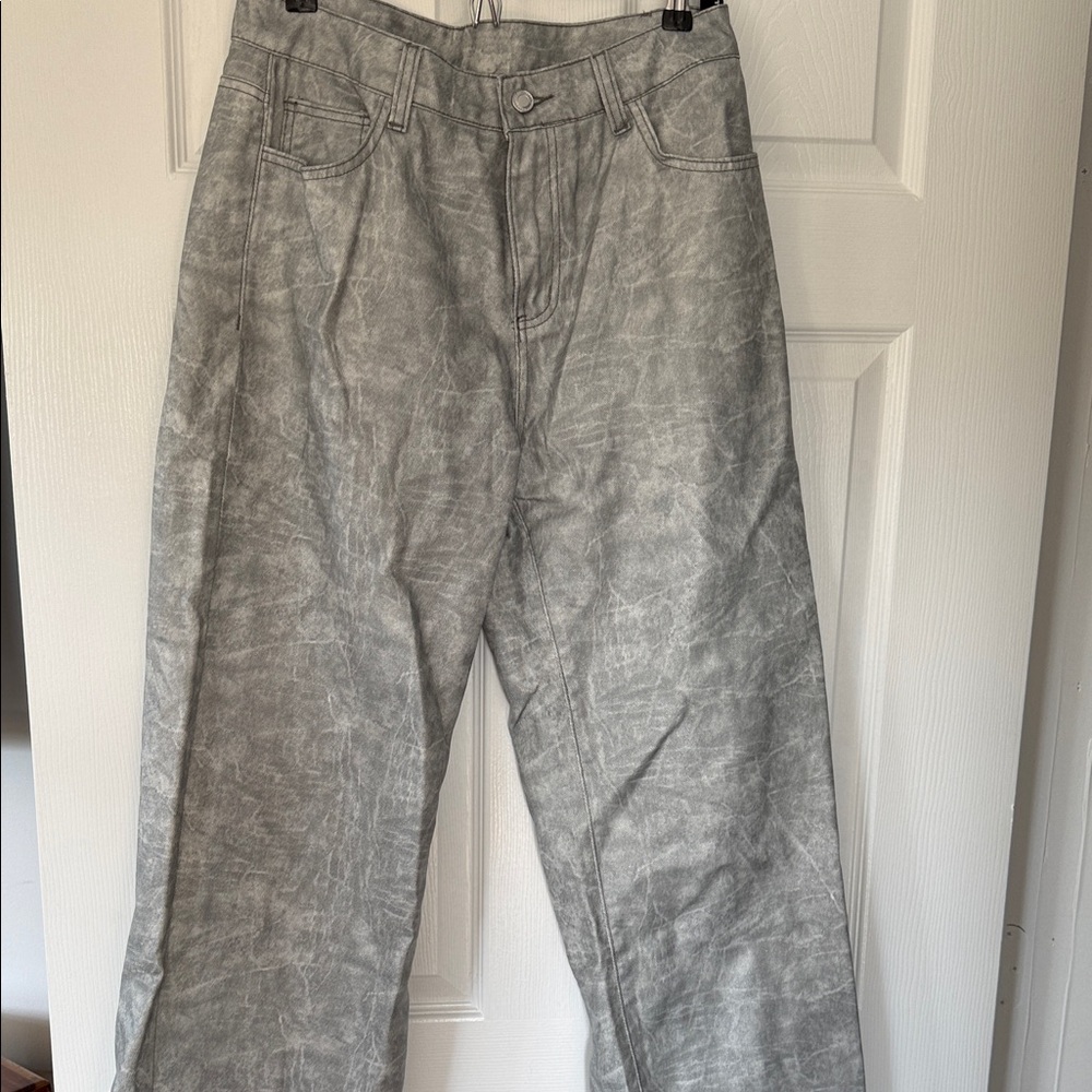Gray Wide-Leg Jeans